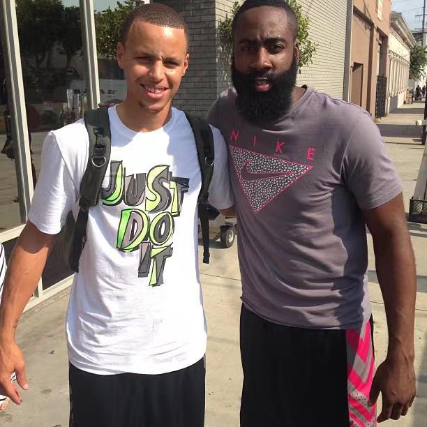 高强度的欧 高强度的欧